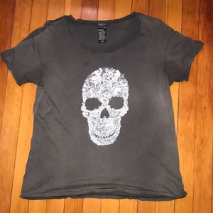 Aritzia Talula Skull Tee